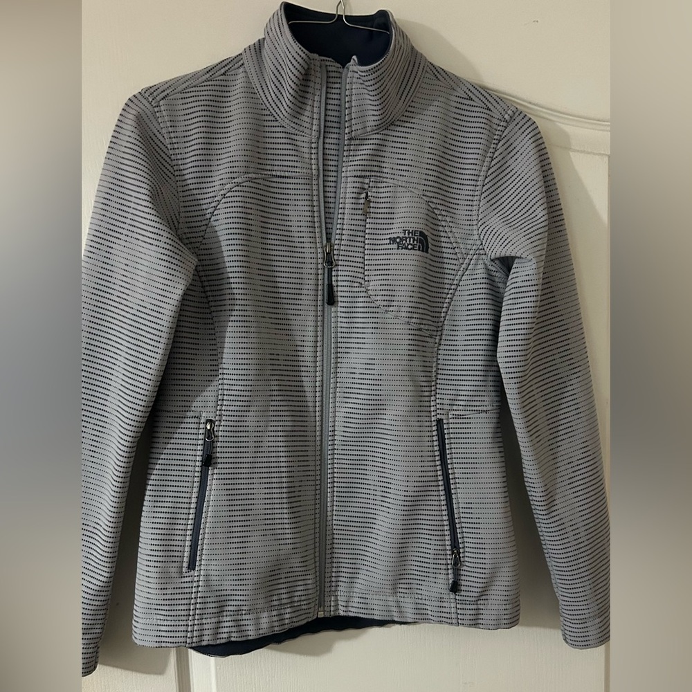 The North Face Women's Black and Gray Ski Jacket